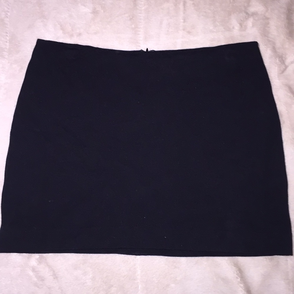 Express Black mini skirt with back zipper